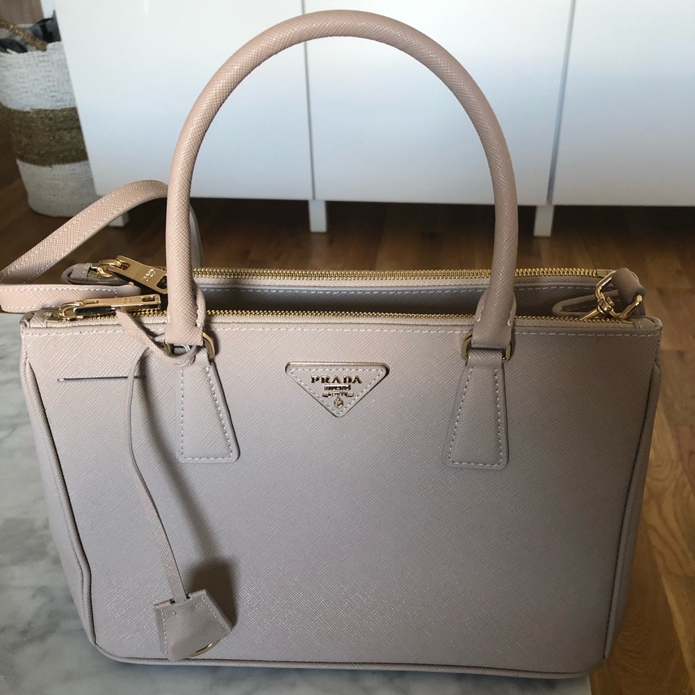 COPY - Prada Galleria Saffiano Tote (2014)